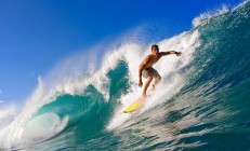 开云体育下载-绿茵奇迹，拜仁式翻盘与苏亚雷斯的烈焰状态—足球世界的双重奏