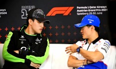 开云体育-包含梅赛德斯碾压红牛车队，周冠宇点燃赛场的词条