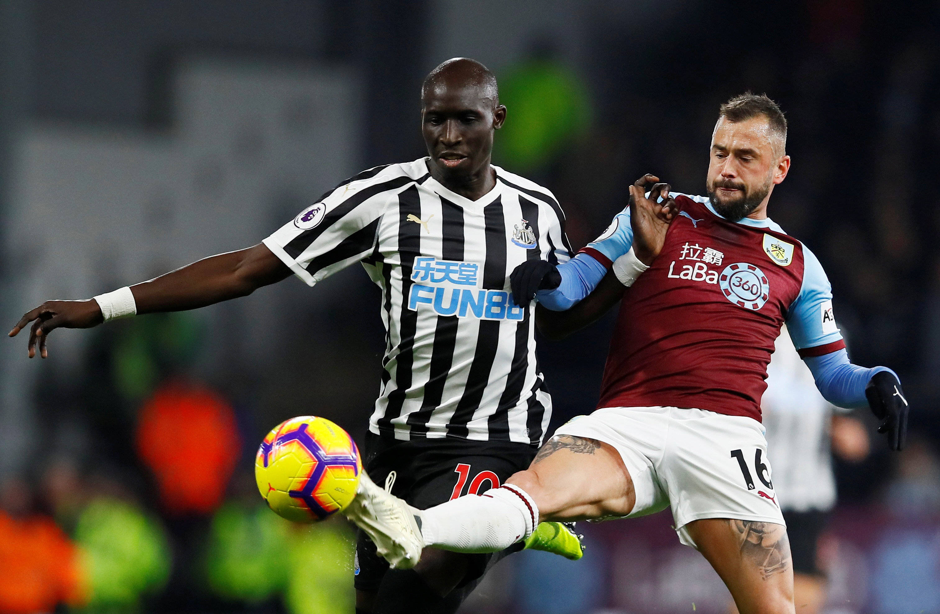 尤文图斯面对费内巴切的考验的简单介绍 尤文图斯面对费内巴切的考验的简单介绍