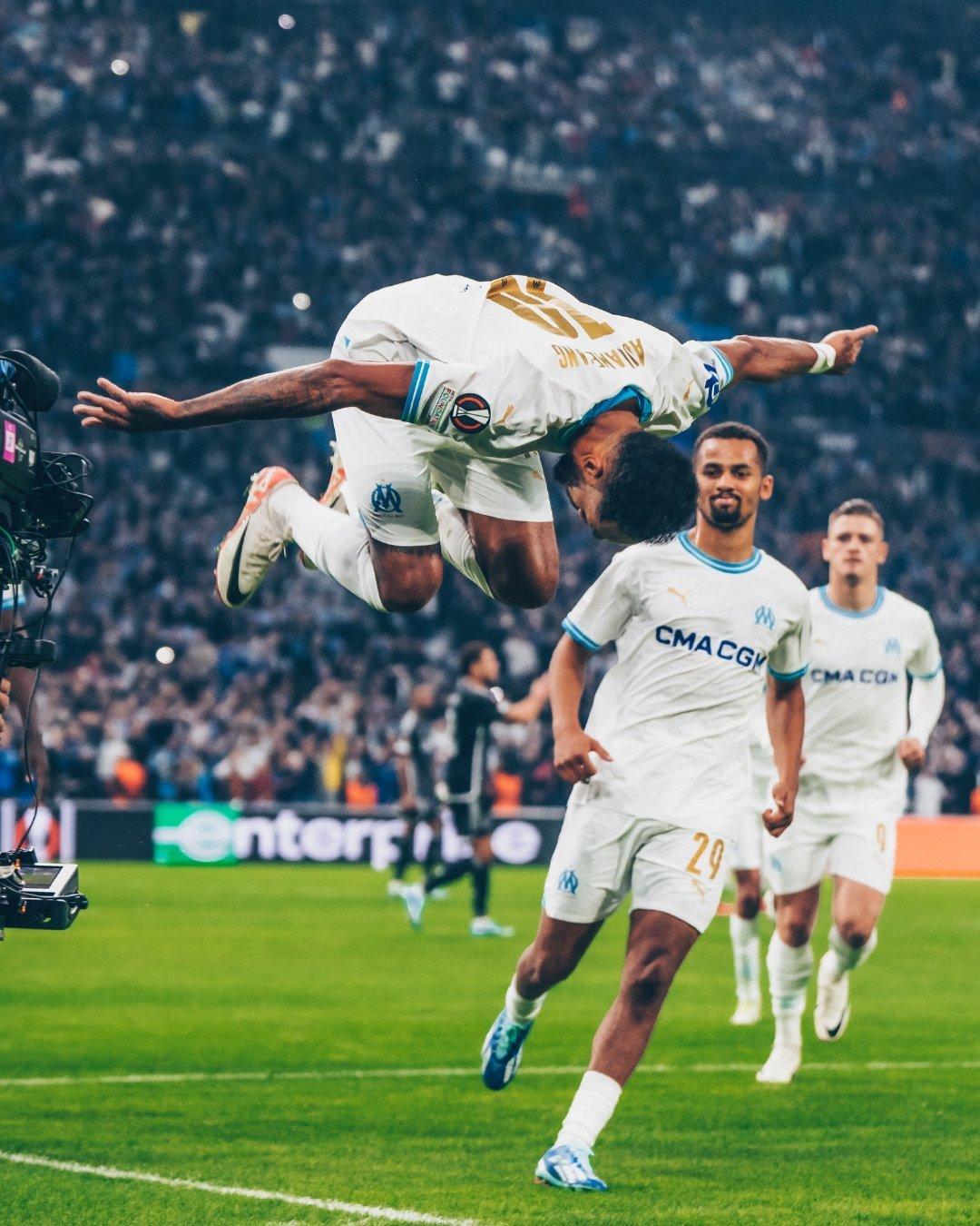 拉齐奥客场防守如铁桶，一球小胜帕尔马的简单介绍