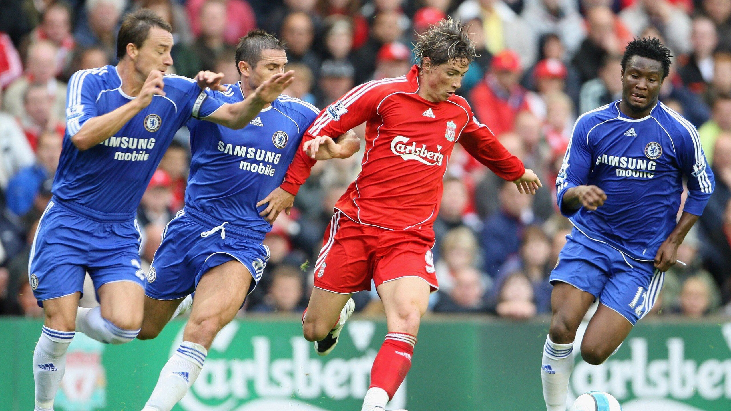 阿尔瓦雷斯展现巨星价值，乌拉圭踏平巴西