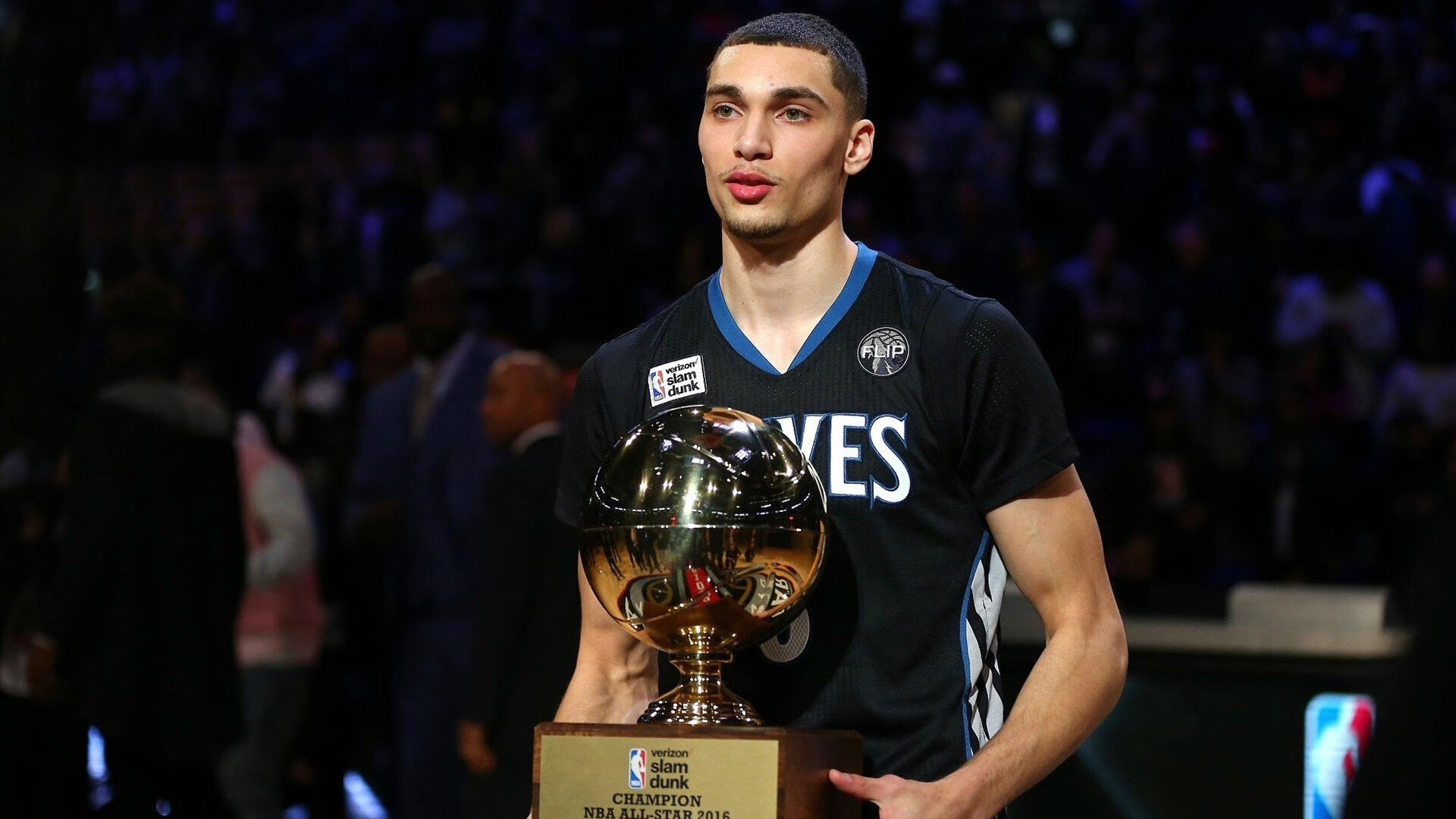 文班亚马带动全队节奏,山西队决胜局带走新疆队