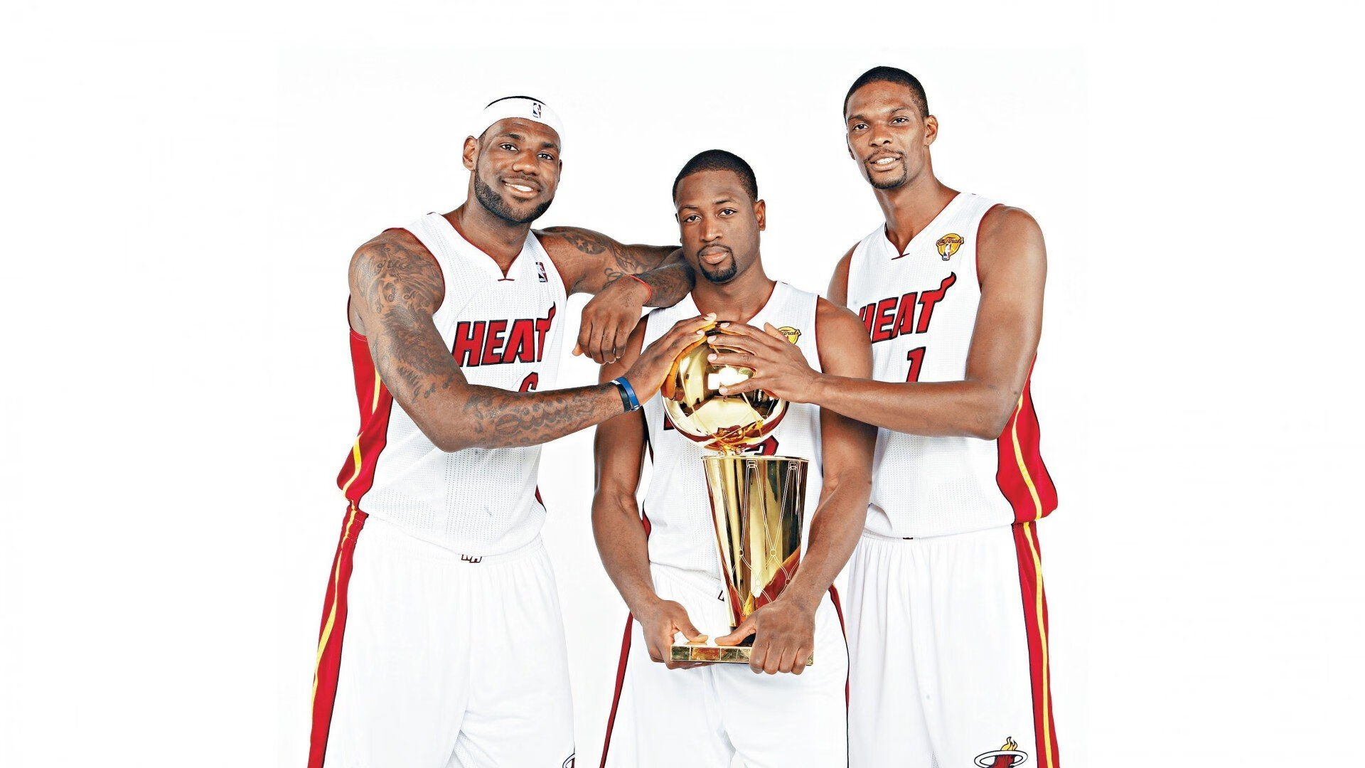 欧冠半决赛焦点战,里昂制霸苏格兰,法甲劲旅的凯尔特人公园征服记