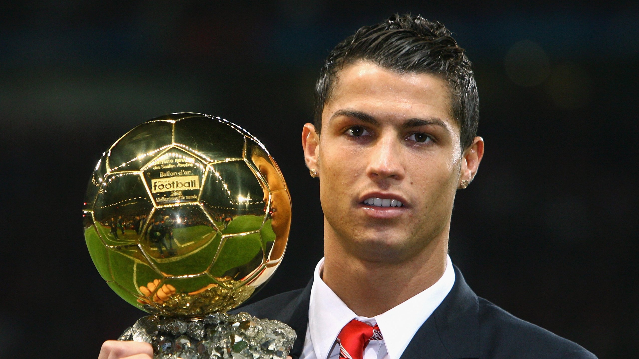 摩洛哥横扫波兰，法比尼奥点燃赛场，改写历史的北非风暴