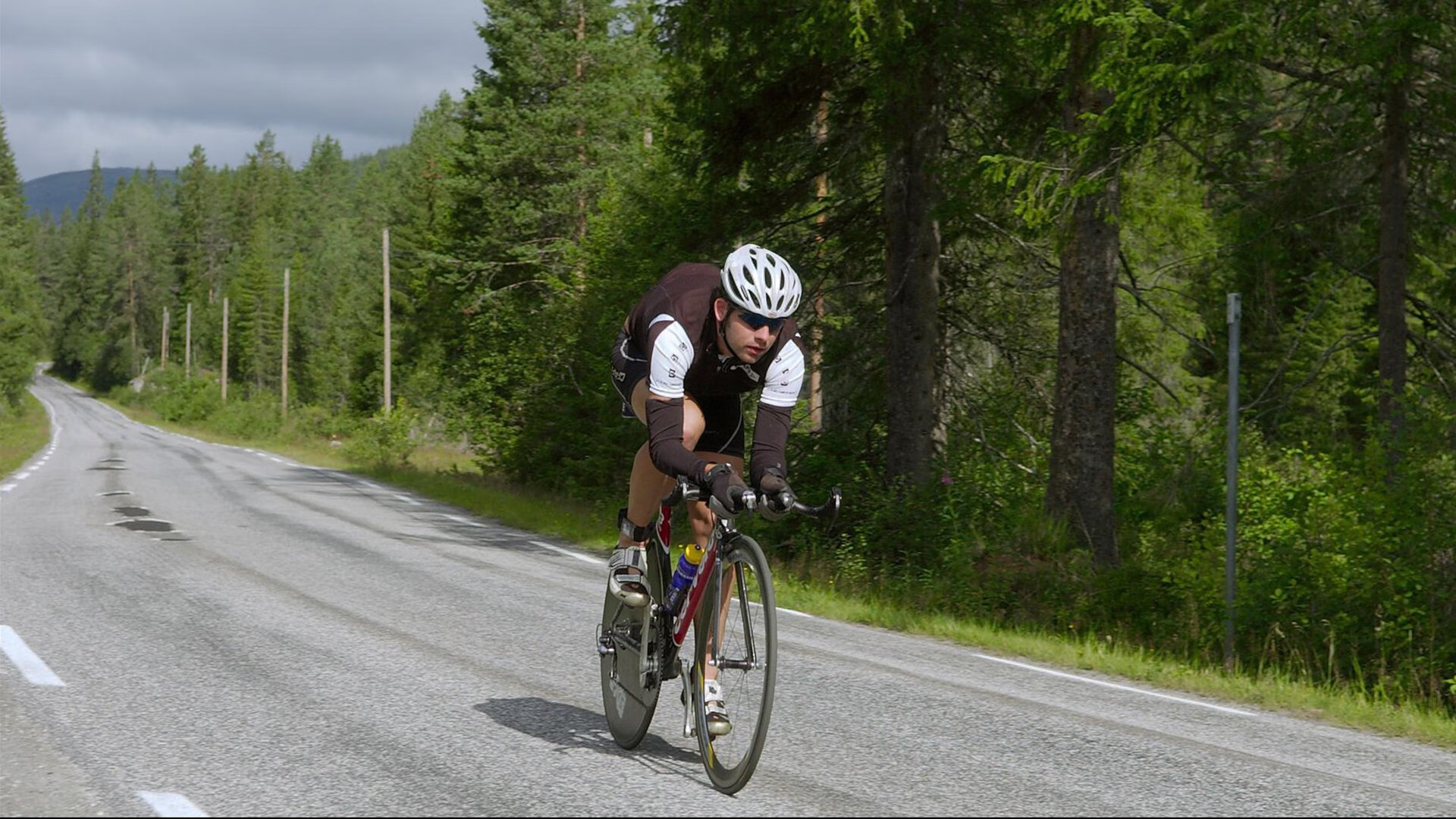 绝杀之刃与不灭之火,当韩国队一剑封喉,王皓却燃起新的战意