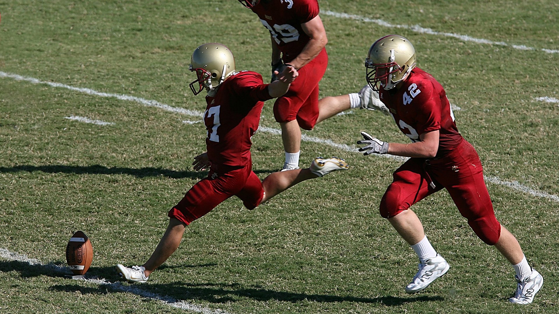 从蒙特卡洛到拉沃尔杯，纳达尔如何以横扫之姿点燃赛场灵魂